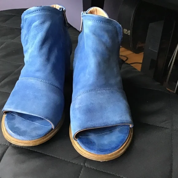 AS98 Sandals - Picture 5 of 5